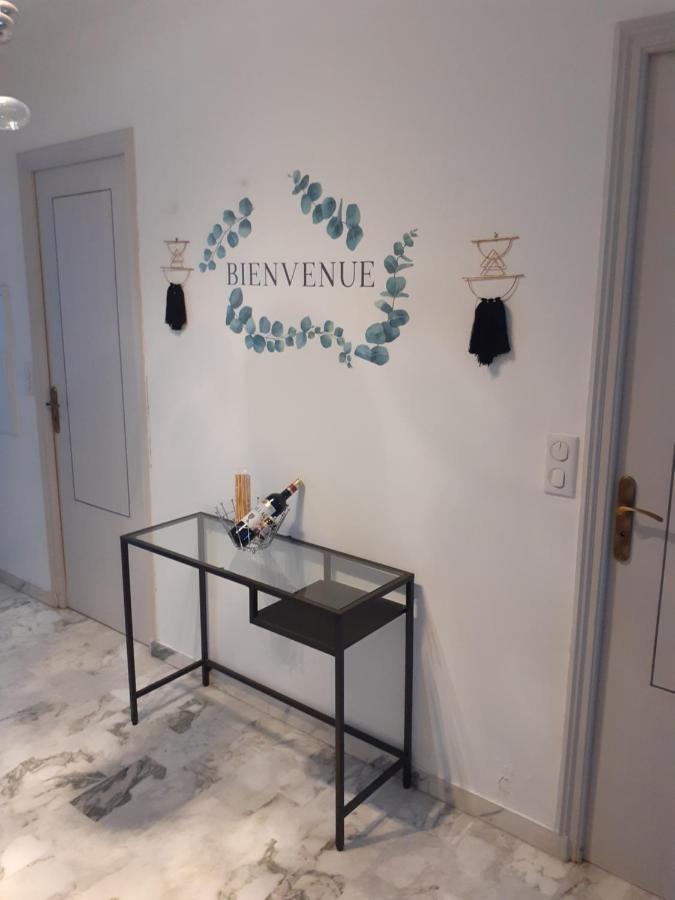 Charmant 3 pièces à 200 m de la mer. Apartamento Antibes Exterior foto